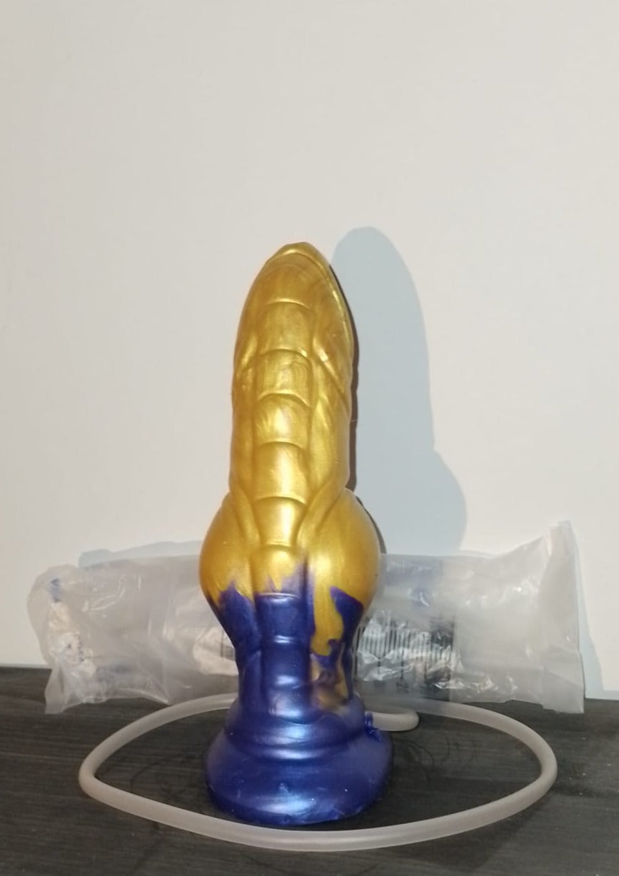 Dildo Silikon Curse 19cm Länge 4,5cm mit Cumtube und Saugnapf